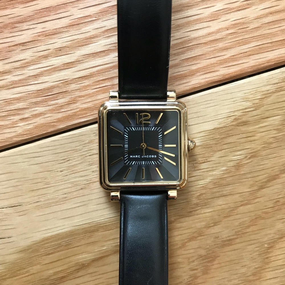 Marc Jacobs Vic Watch